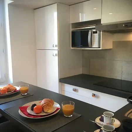Daire Charme Mediterraneen Votre Pied A Terre Au Coeur Du Port De