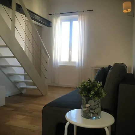Daire Charme Mediterraneen Votre Pied A Terre Au Coeur Du Port De *